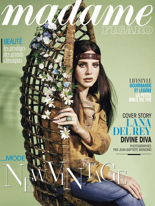 Лана Дель Рей (Lana Del Rey) стала главной героиней январского Madame Figaro. Автором фотографий в фотосессии под названием Divine Diva выступил Жан-Батист Мондино (Jean-Baptiste Mondino).