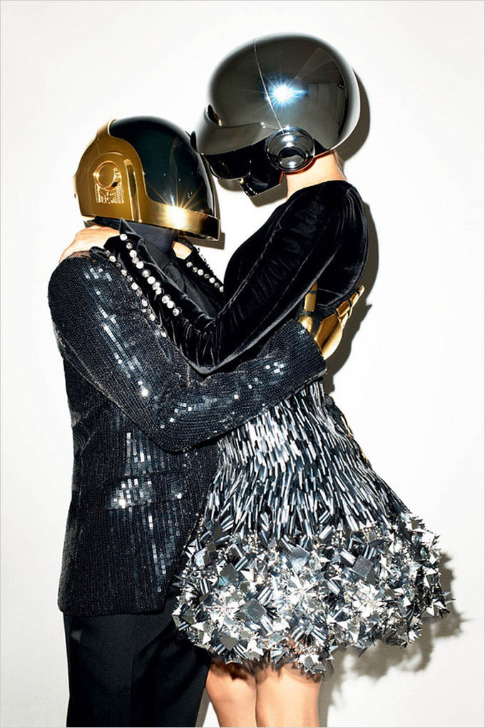Жизель Бундхен и Daft Punk в WSJ Magazine