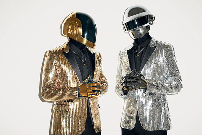 Жизель Бундхен и Daft 
Punk в WSJ Magazine